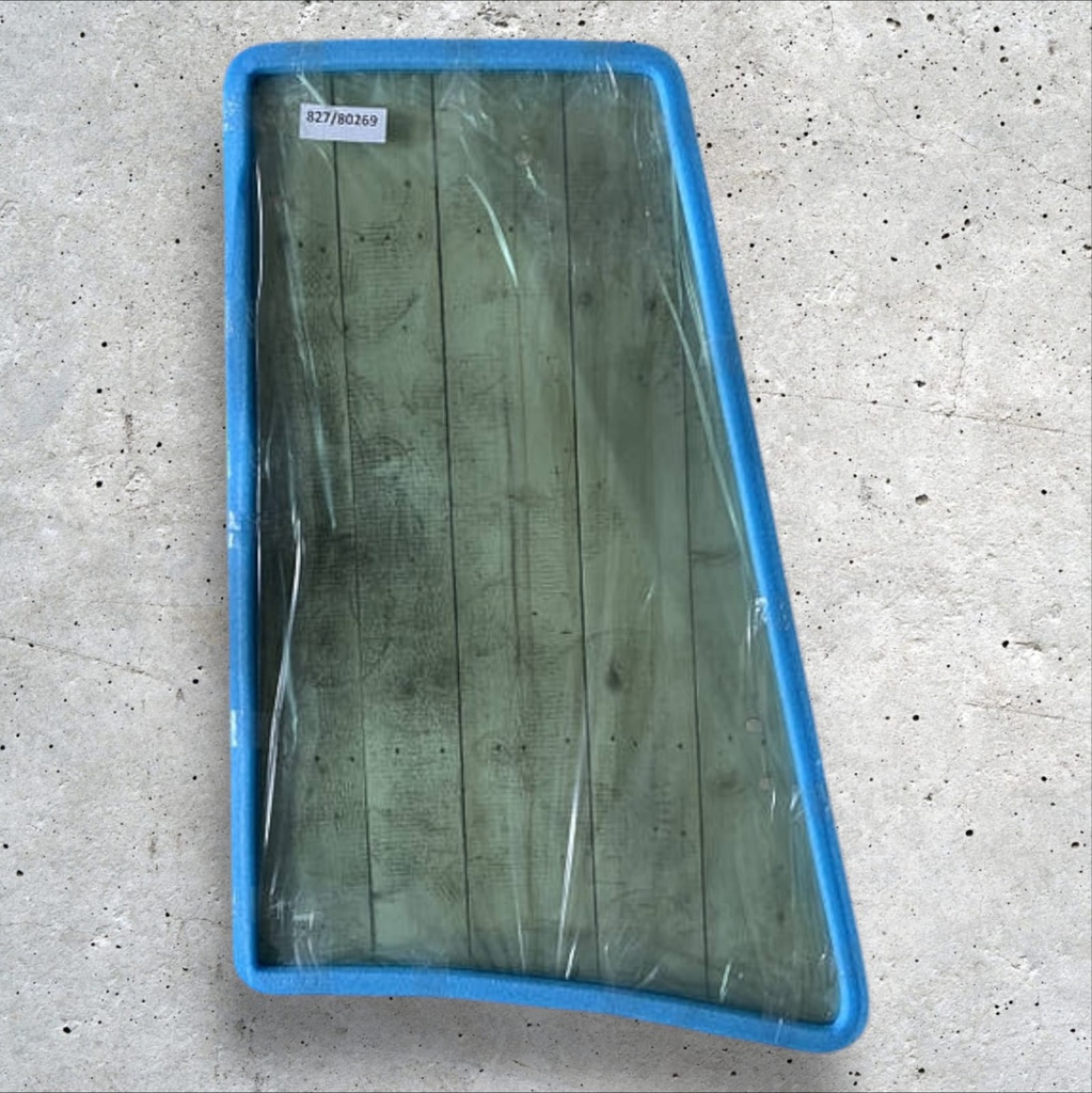 VIDRIO LATERAL DE LA CABINA